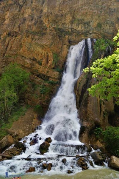  عکس آبشار آب سفید شهرستان الیگودرز