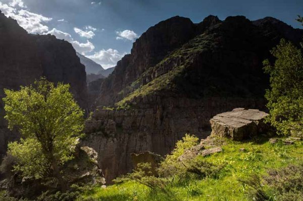 فیلم و عکس آبشار آب سفید الیگودرز