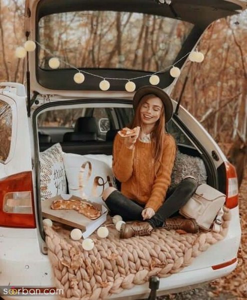 ژست عکس پاییزی در پارک