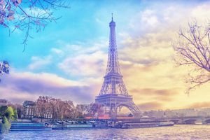  عکس برج ایفل در پاییز برای پروفایل