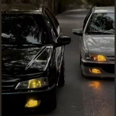  ژست عکس با ماشین پژو