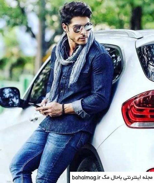 ژست عکاسی با ماشین ۲۰۶