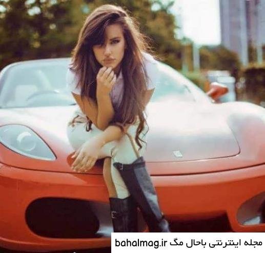 ژست عکاسی با ماشین ۲۰۶