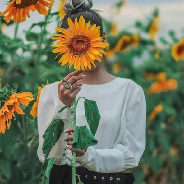 عکس دختر در طبیعت برای پروفایل
