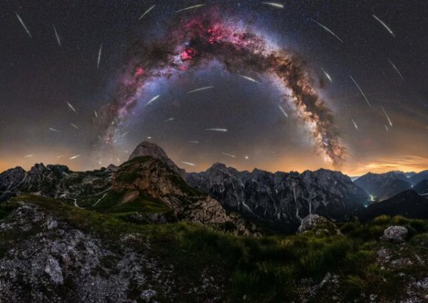 عکس کهکشان برای تصویر زمینه
