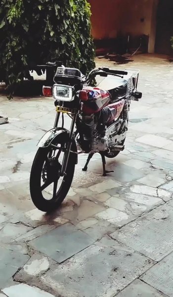  عکس موتور هوندا 200 اسپرت