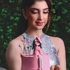  پس زمینه تولد دخترانه