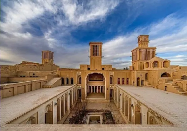  عکس خانه ویلایی قدیمی