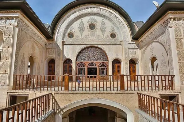  عکس خانه ویلایی قدیمی