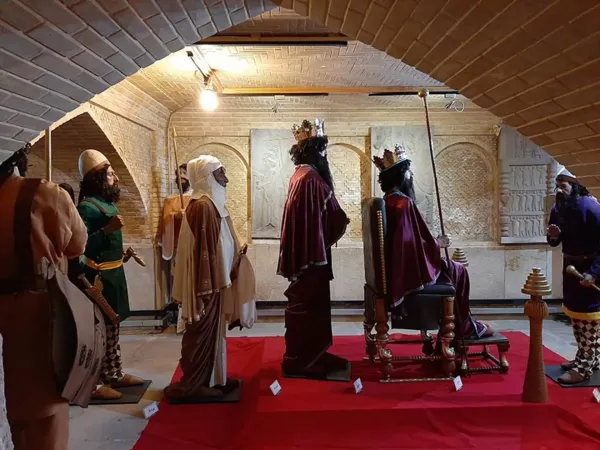  عکس خانه ویلایی قدیمی