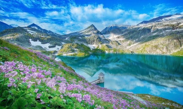  زیباترین والپیپر با کیفیت 4K برای دسکتاپ
