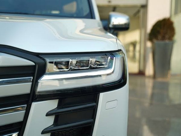  عکس لندکروز برای پروفایل