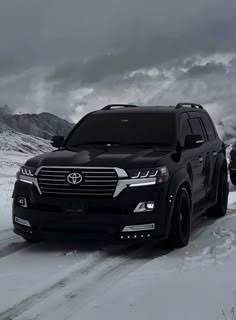  عکس لندکروز برای پروفایل