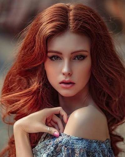  عکس پرتره زن برای پروفایل