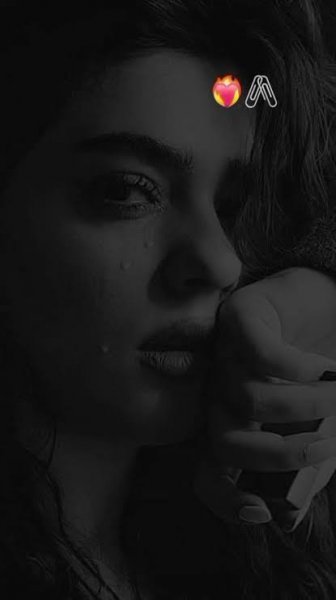  عکس دختر غمگین برای پروفایل