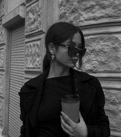 عکس سیاه و سفید زن برای پروفایل