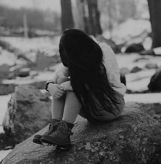  عکس سیاه و سفید زن برای پروفایل