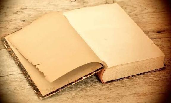  عکس کتاب باز شده