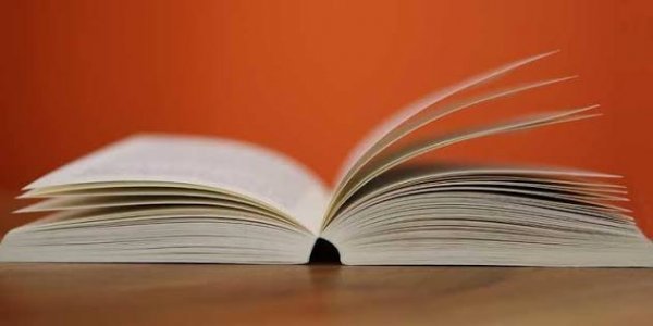  عکس کتاب باز شده
