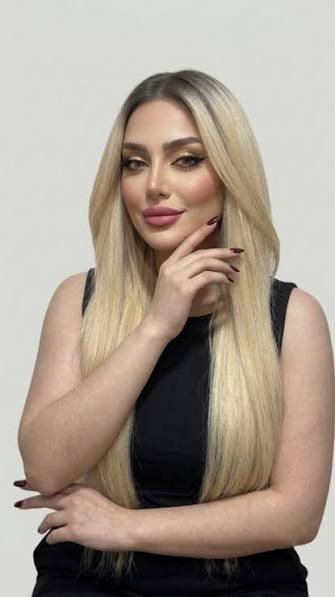  عکس زن بلوند جذاب با کیفیت بالا