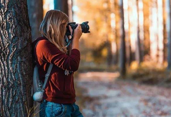  عکس عکاس در حال عکاسی برای پروفایل