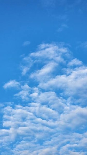  عکس آسمان آبی صاف با کیفیت عالی