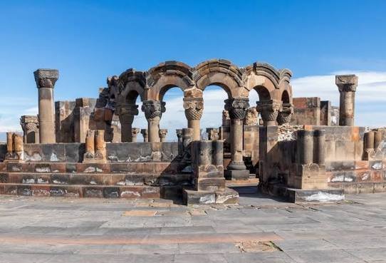  عکس کلیسای جامع با معماری زیبا با کیفیت بالا