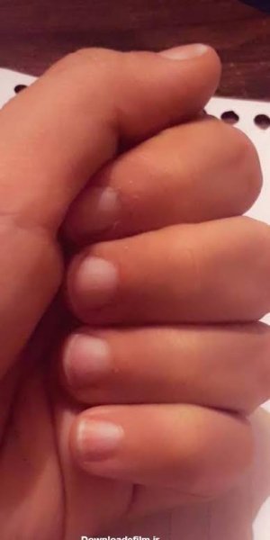  عکس دست دختر ساده بدون لاک