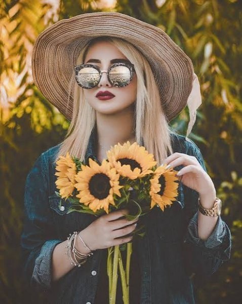  عکس پروفایل دخترانه شاد و خوشگل