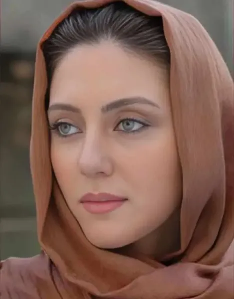  عکس دختر چشم رنگی ایرانی
