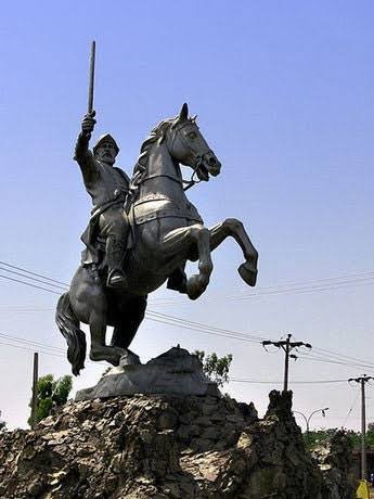 عکس مجسمه ایران
