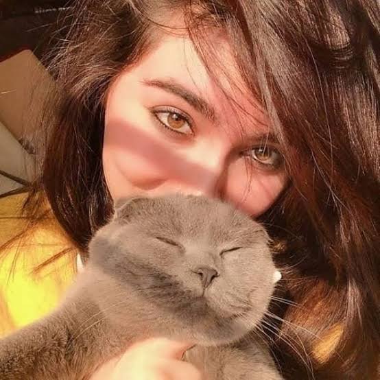  عکس پروفایل دختر و گربه فانتزی