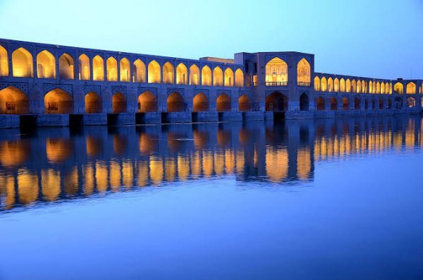  عکس پل خواجو و سی و سه پل