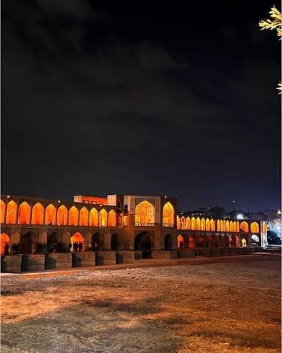  عکس پل خواجو و سی و سه پل