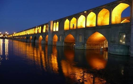  عکس پل خواجو و سی و سه پل