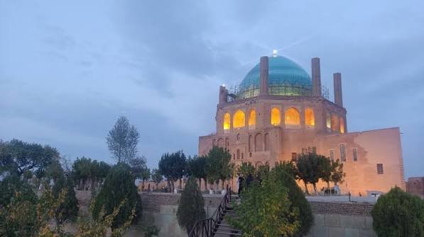  عکس گنبد سلطانیه زنجان
