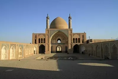  والپیپر معماری شهر تاریخی کاشان با کیفیت بالا