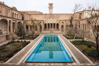  والپیپر معماری شهر تاریخی کاشان با کیفیت بالا