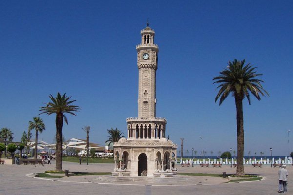 عکس جاهای دیدنی ازمیر در شب