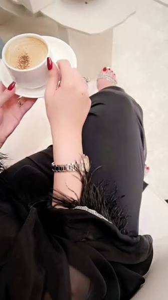  والپیپر فیک کافه دخترونه برای گوشی 2026