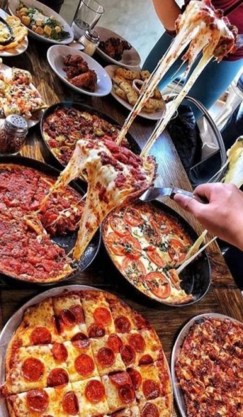  عکس پیتزا داغ و هوس انگیز برای استوری