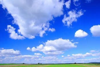 عکس زیبا از آسمان آبی برای تصویر زمینه کامپیوتر