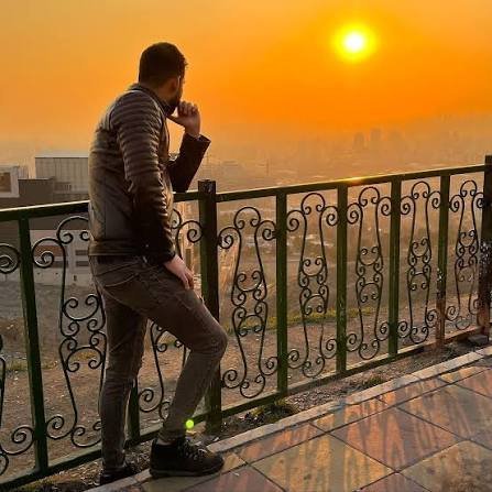  عکس مرد تنها در غروب