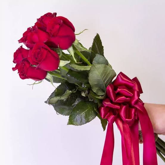  دانلود عکس دسته گل زیبا برای تبریک جشن تولد یا عروسی