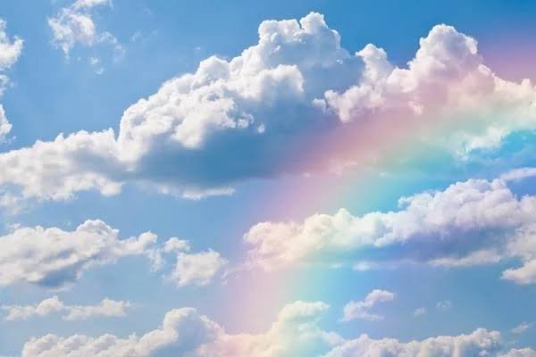  دانلود عکس آسمان آبی پاک با ابر سفید برای پروفایل