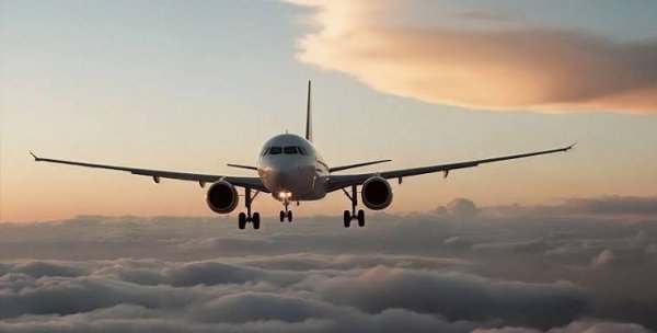  والپیپر هواپیما در حال اوج گرفتن