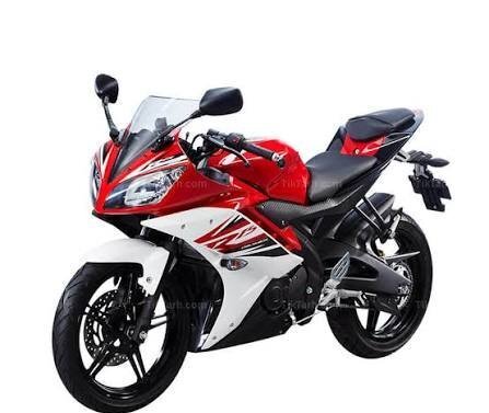  دانلود عکس موتور سیکلت سنگین خارجی با رنگ قرمز