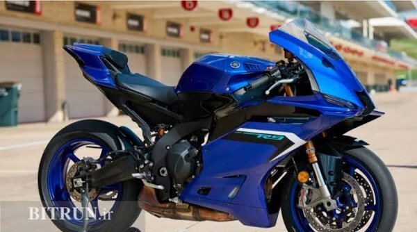  تصویر زمینه موتور سیکلت اسپرت آبی برای موبایل