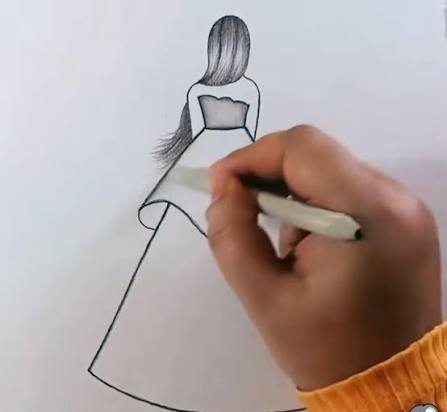 نقاشی لباس دخترانه فانتزی