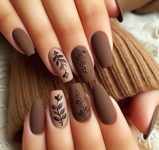  طرح ناخن پاییزی ۲۰۲۶